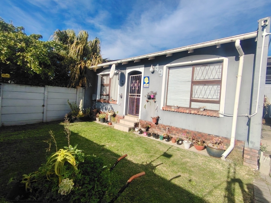 2 Bedroom Property for Sale in Sherwood Eastern Cape